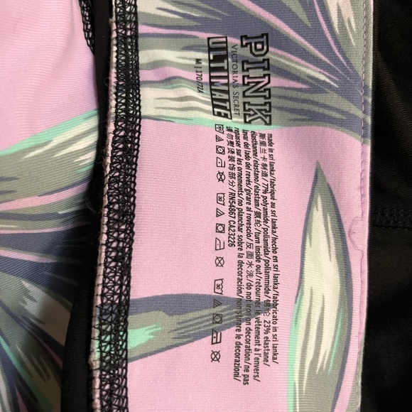 Selling black PINK brand capri leggings. Worn once. Very good condition - Picture 3 of 3